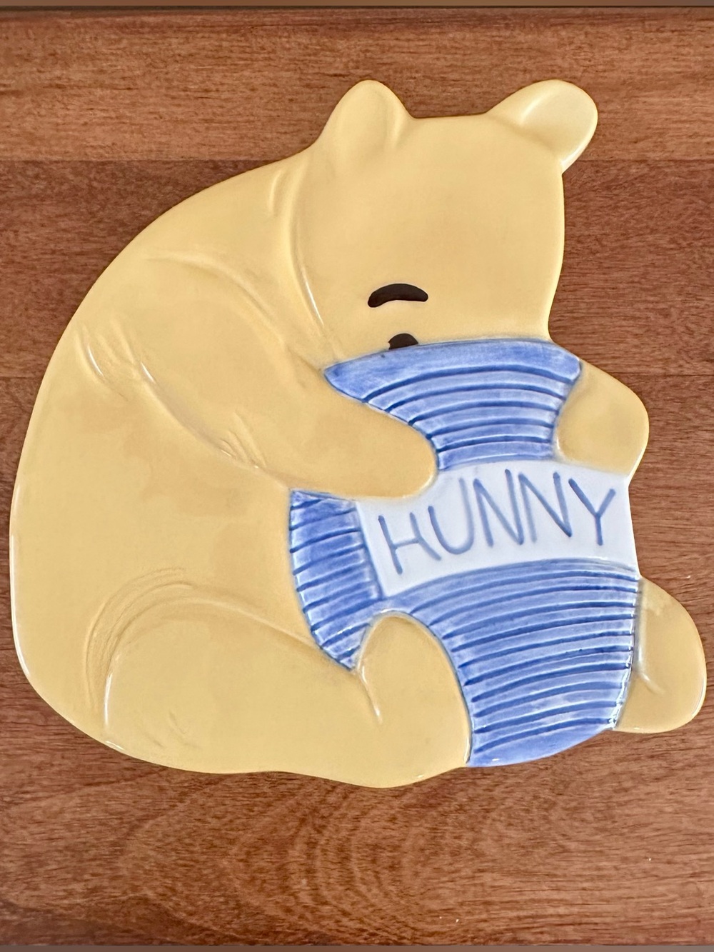 NEW Disney Classic Pooh Treasure Craft Ceramic Trivet Wall Plaque Hunny